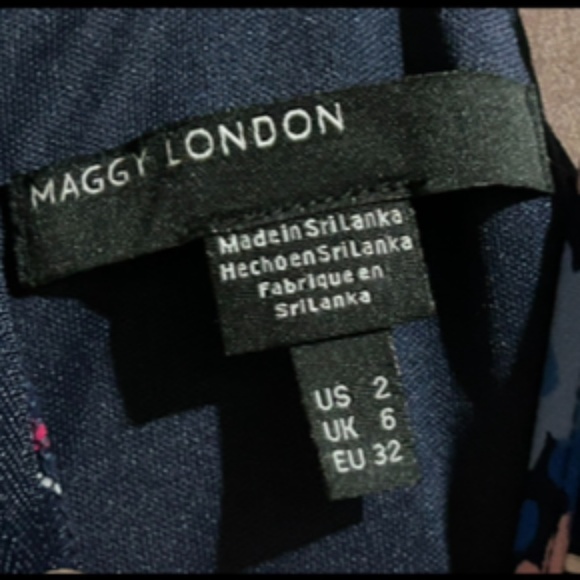 Maggy London Lottie Floral Knit Cropped Jumpsuit Navy Sky Size 2 - NWT - Picture 14 of 16